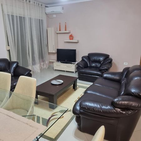 Alex Apartment Vlore Luaran gambar